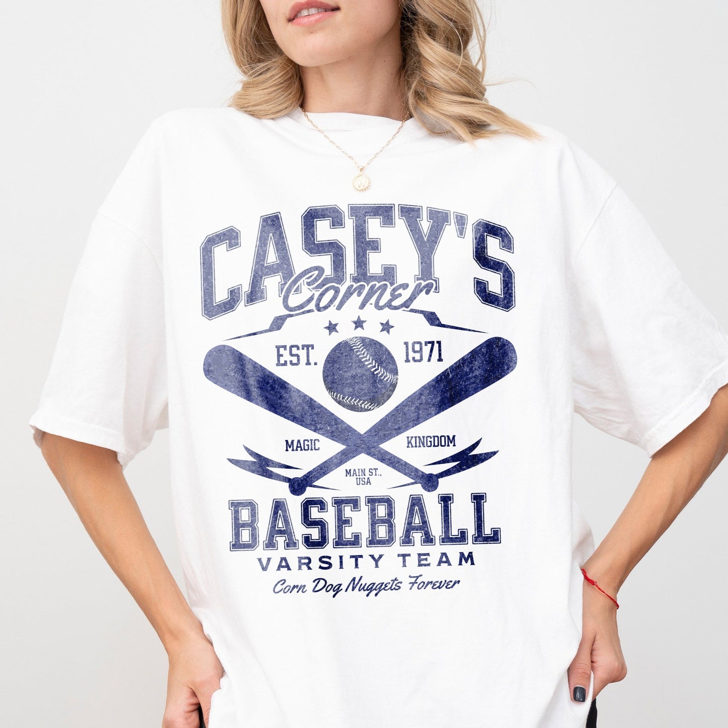 'CASEY'S' - TEE